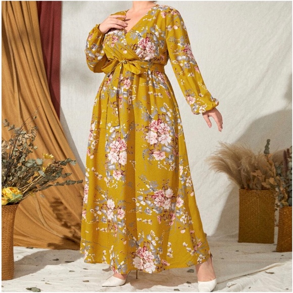 Plus Navy Blue  Floral Print Belted Maxi Dress - Picture 9 of 10